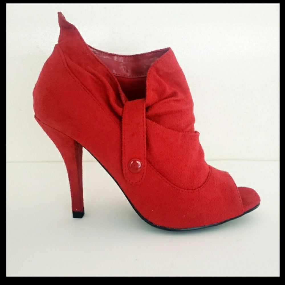 Wild Diva Red Peep Toe Bootie 4" High Heels Sz 7 Super Cute! NIB